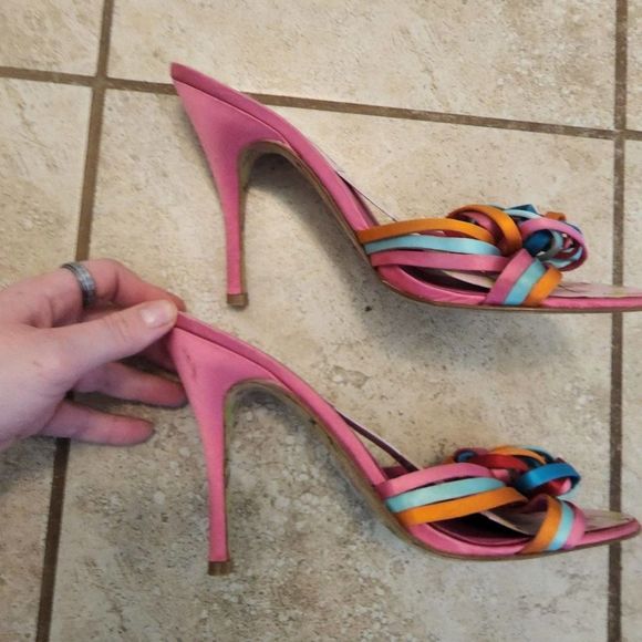 BETSEY JOHNSON Multicolor Satin Rose Heels slip on size 10 - Picture 3 of 6